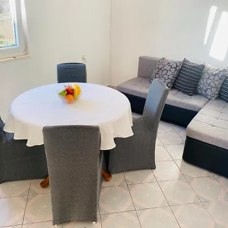 Apartman Stevic 2 Pisak Exterior photo