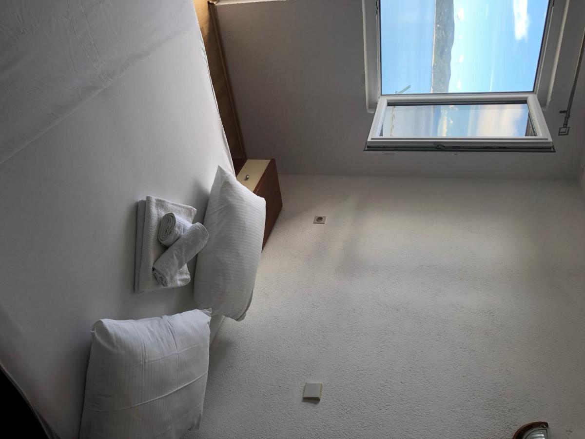 Stevic 2 Apartment